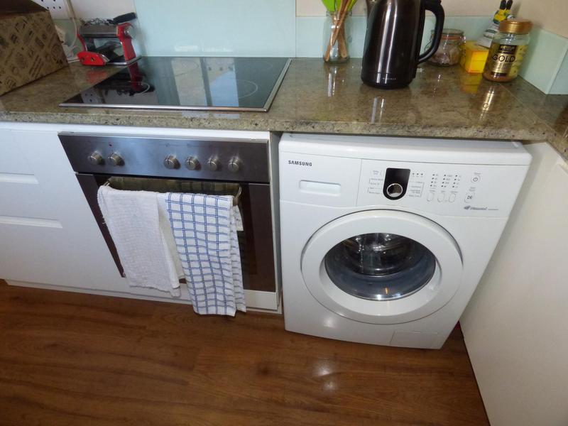 To Let 1 Bedroom Property for Rent in Sea Point Western Cape